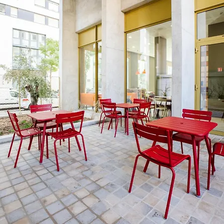 Easyhotel Euromed 2* مارسيليا