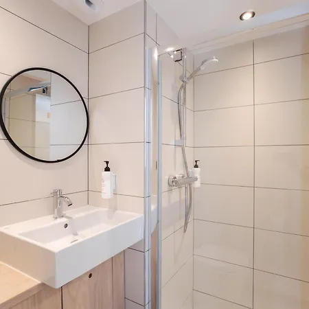 Easyhotel Euromed 2*