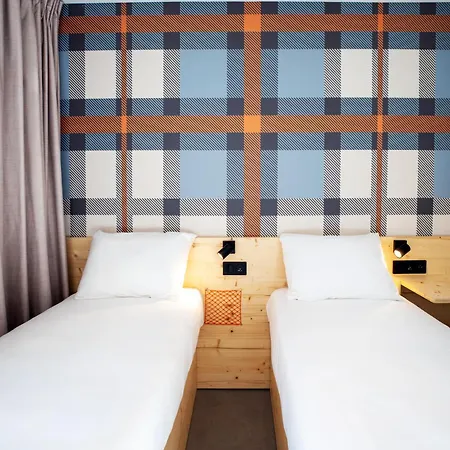 Easyhotel Euromed