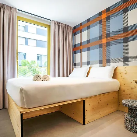 Easyhotel Euromed 2* مارسيليا