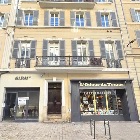 Aparthotel Du Vieux Port 4*