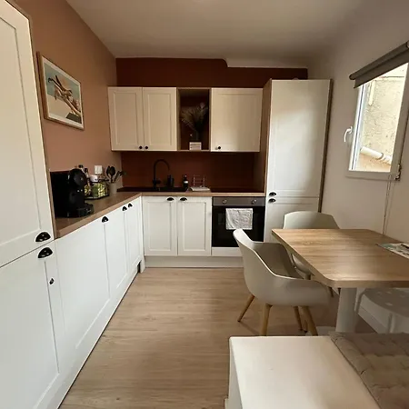 Appartement La Petite Lucarne - Neuf Sur Le Vieux-port - Centre - Proche Du Panier, Mairie Et Canebiere *