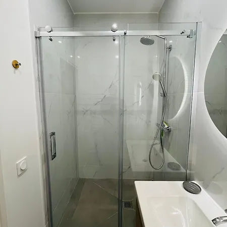 Joli T2 Moderne Au Coeur De - Place Castellane *