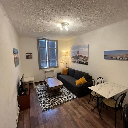 Apartment Chez Bedros *