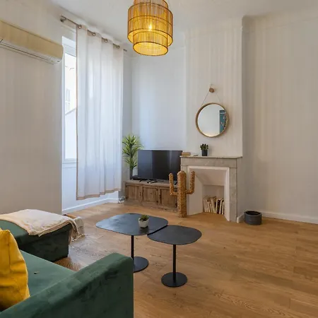 Le Numero 5 De Marseille
