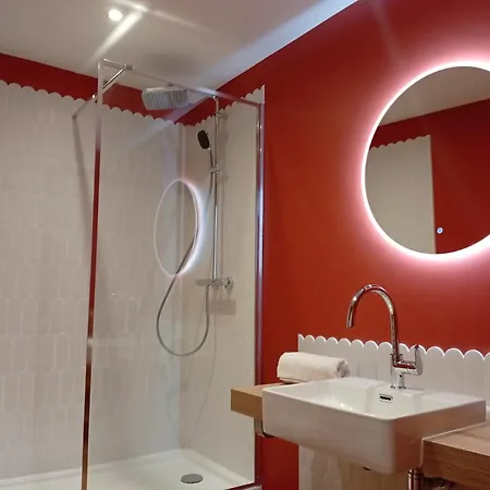 Le Phoceen Apartment *