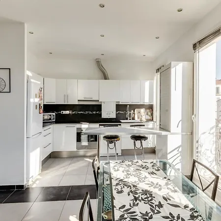 Beau T2 Renovated Coeur De - Cours Juliencastellane - Air Apartment Marseilles