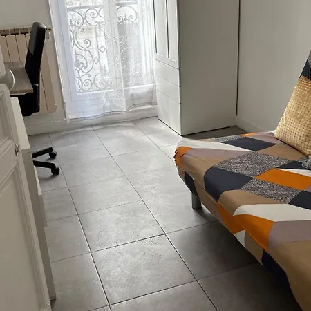 Jolie A La Joliette Apartment