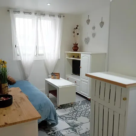 Chambre-Studio Independant D'Hote * Marseille