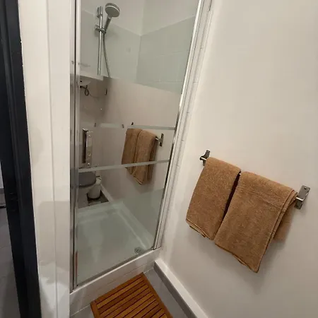 Moderne Avec Place De Parking Privative Apartamento *