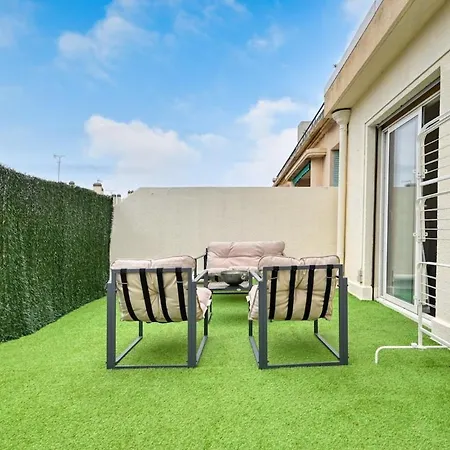 2 Pieces Avec Balcon *