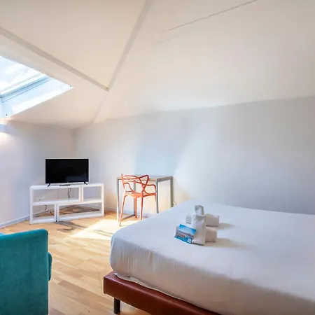Residhotel Vieux Port 3*