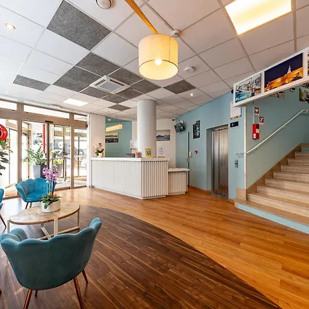 Ibis Styles Centre Prado Castellane Hotel