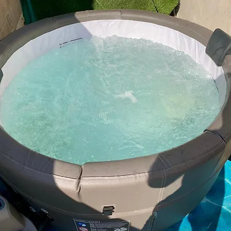 Sidonie : Jardin+jacuzzi En Ete, A 17min A Pied Marsilya