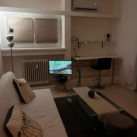 Apartment T1 En Face De La Timone Marseille