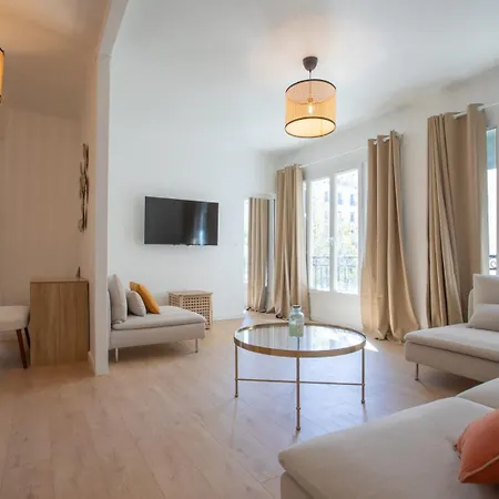 Les Balcons De La Bourse Daire Marsilya