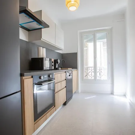 Les Balcons De La Bourse
