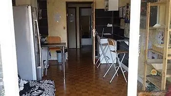 London Connection Hostel *
