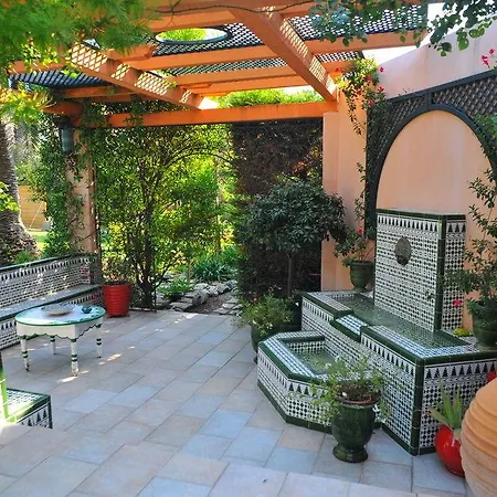 Valflor D'hotes Et Bed and breakfast 3*