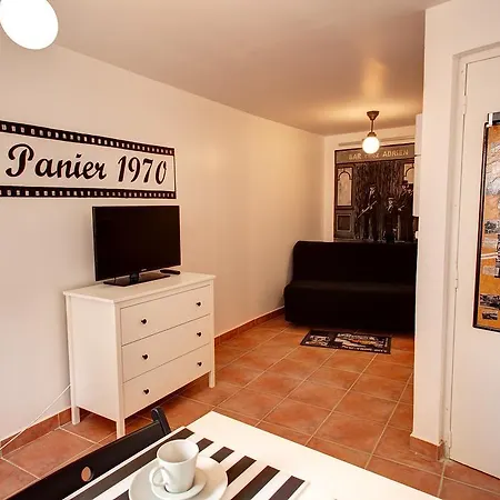 Apartment Panier 1970 *