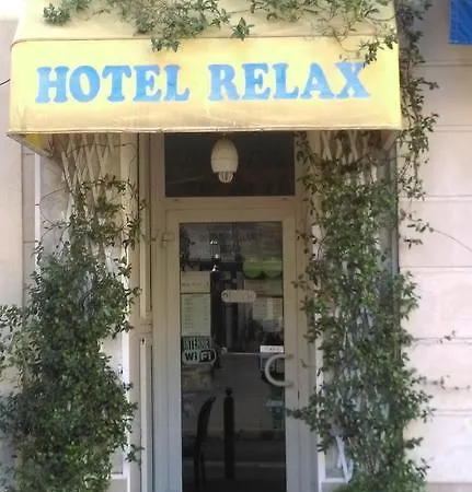 Relax Hotel *