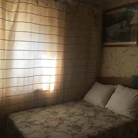 Relax Hotel *