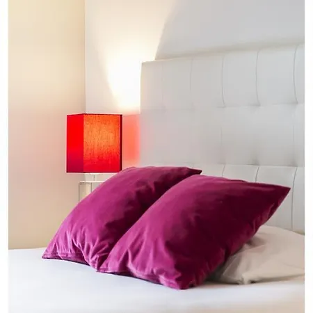 Aparthotel Urban Loft & Marseille