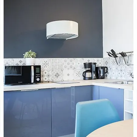 Urban Loft & *
