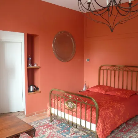 Bed & Breakfast Chateau De L'aroumias Marseille