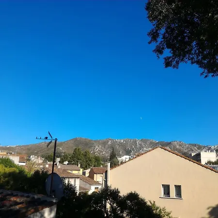Hotel Logis Les Cigalons
