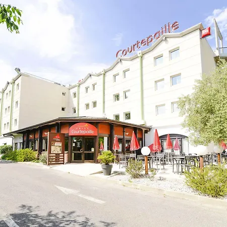 Hotel La Valentine Porte D'aubagne 3*