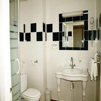 Hotell Adonis Vieux Port - Du Palais Marseille