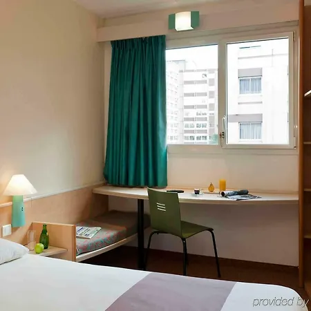 Hotel Prado Parc Des Expositions 3*