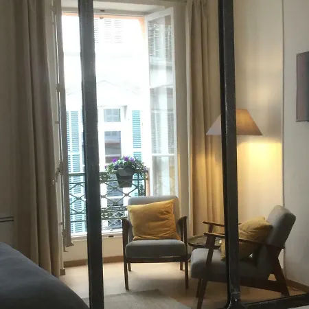 Appartamento 10 Rue Chevalier Roze *