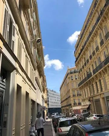 10 Rue Chevalier Roze