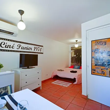 Apartment Panier 1970